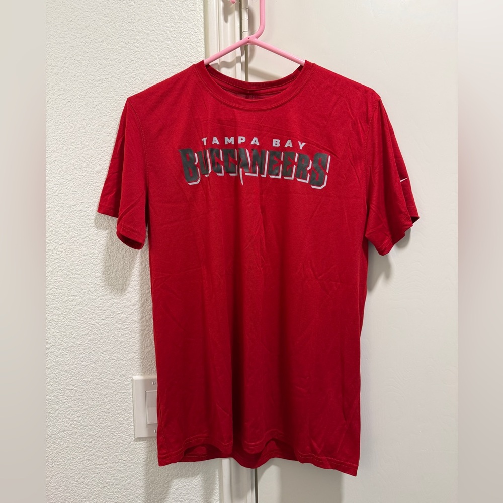 Nike Red Tampa Bay Buccaneers Short Sleeve Tee